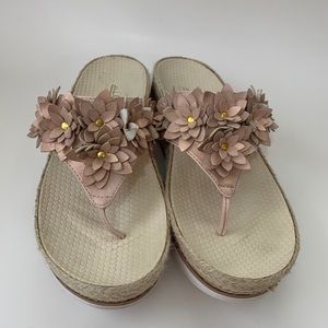 Cliffs by White Mountain Estelle Pink Flower Espadrille Sandals